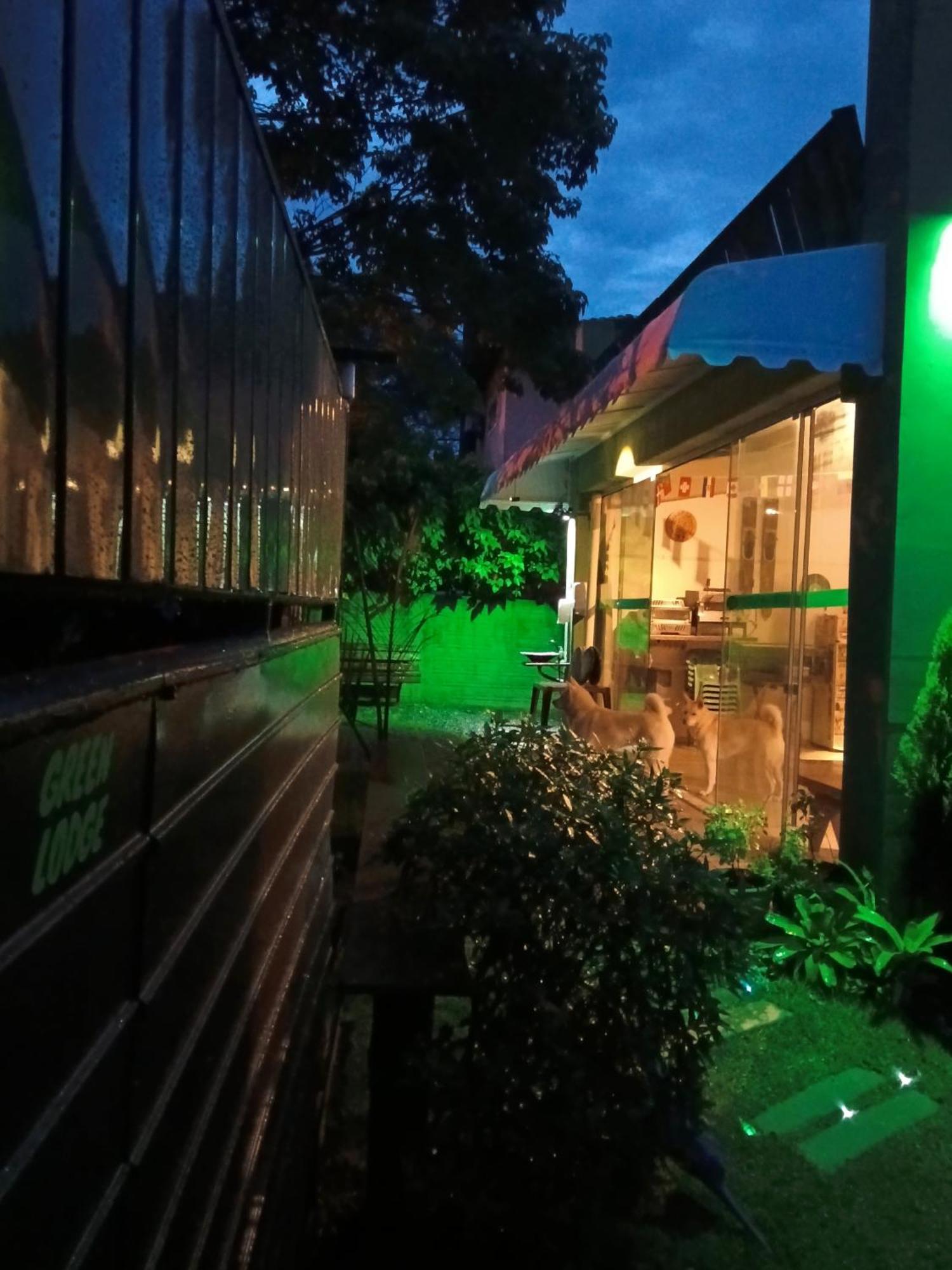 Standard Studio,1588475285:JPEG